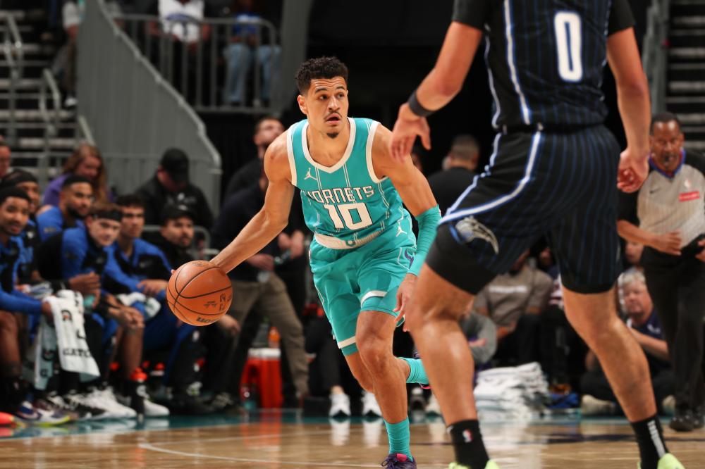 第三局更是 第三局更是